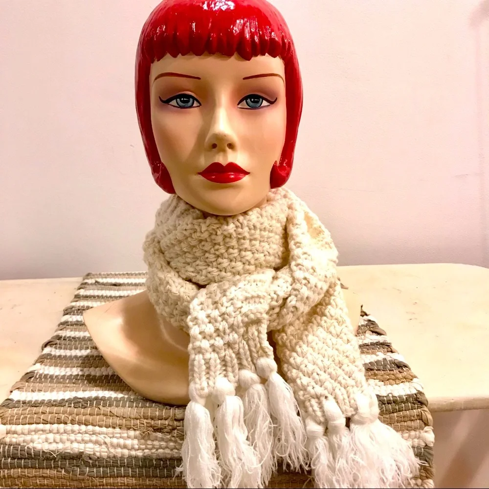 Toby and me off white and gold thread rectangular scarf. OS. EUC